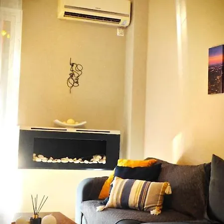 Mary's Apartment, Zografou *